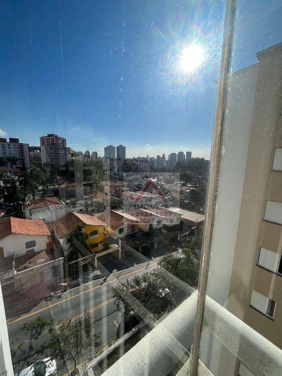 Apartamento à venda com 3 quartos, 75m² - Foto 4