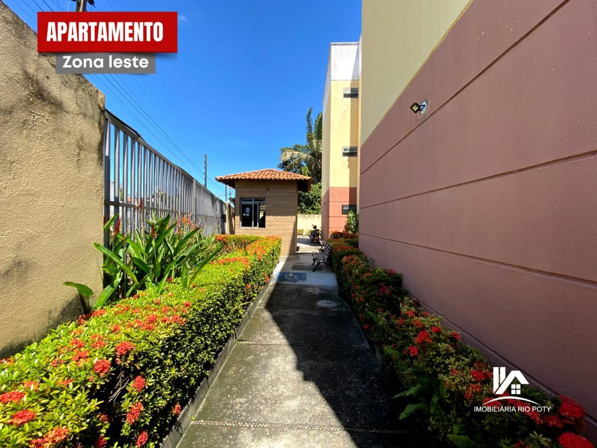 Apartamento à venda com 3 quartos, 63m² - Foto 3