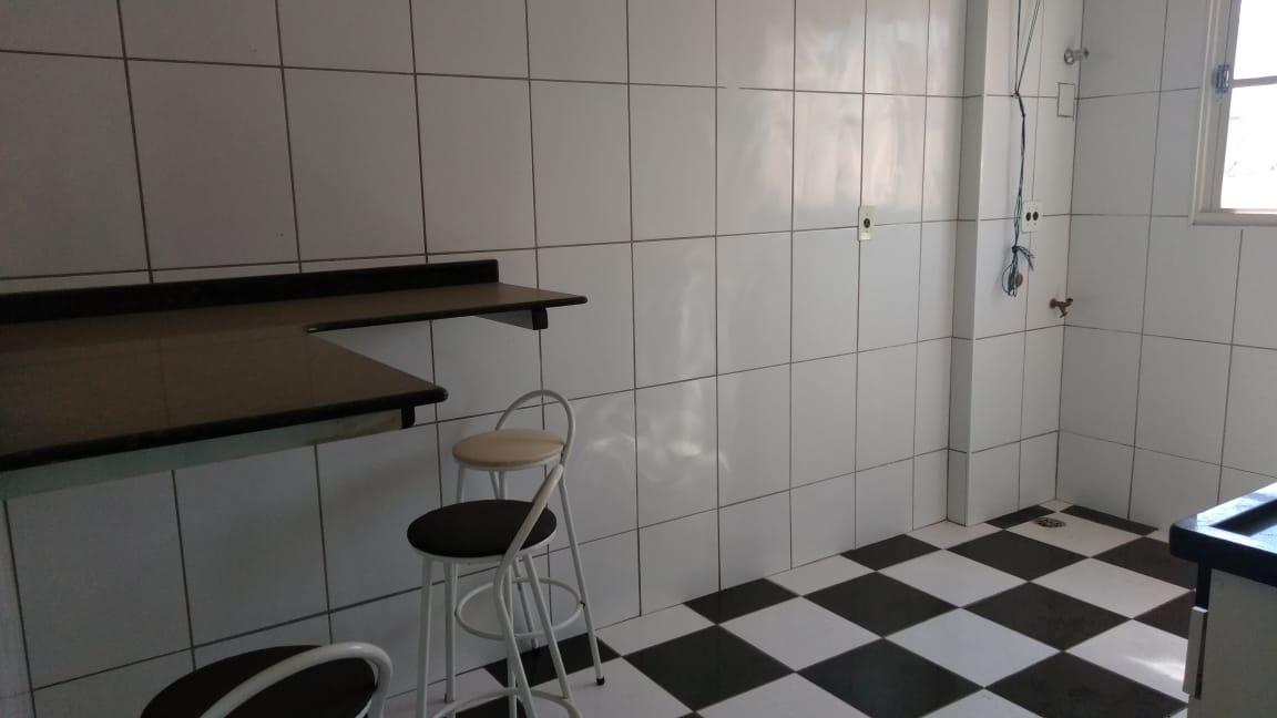 Apartamento à venda com 2 quartos, 43m² - Foto 3