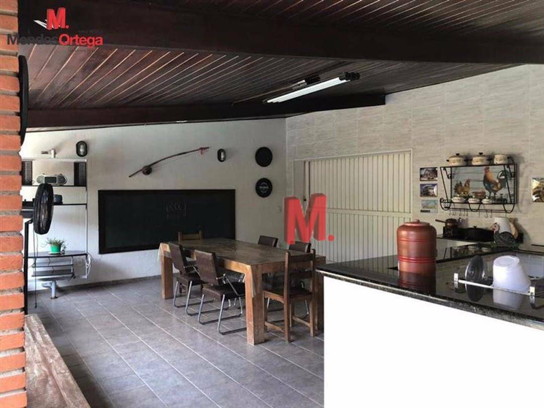 Casa à venda com 4 quartos, 451m² - Foto 21