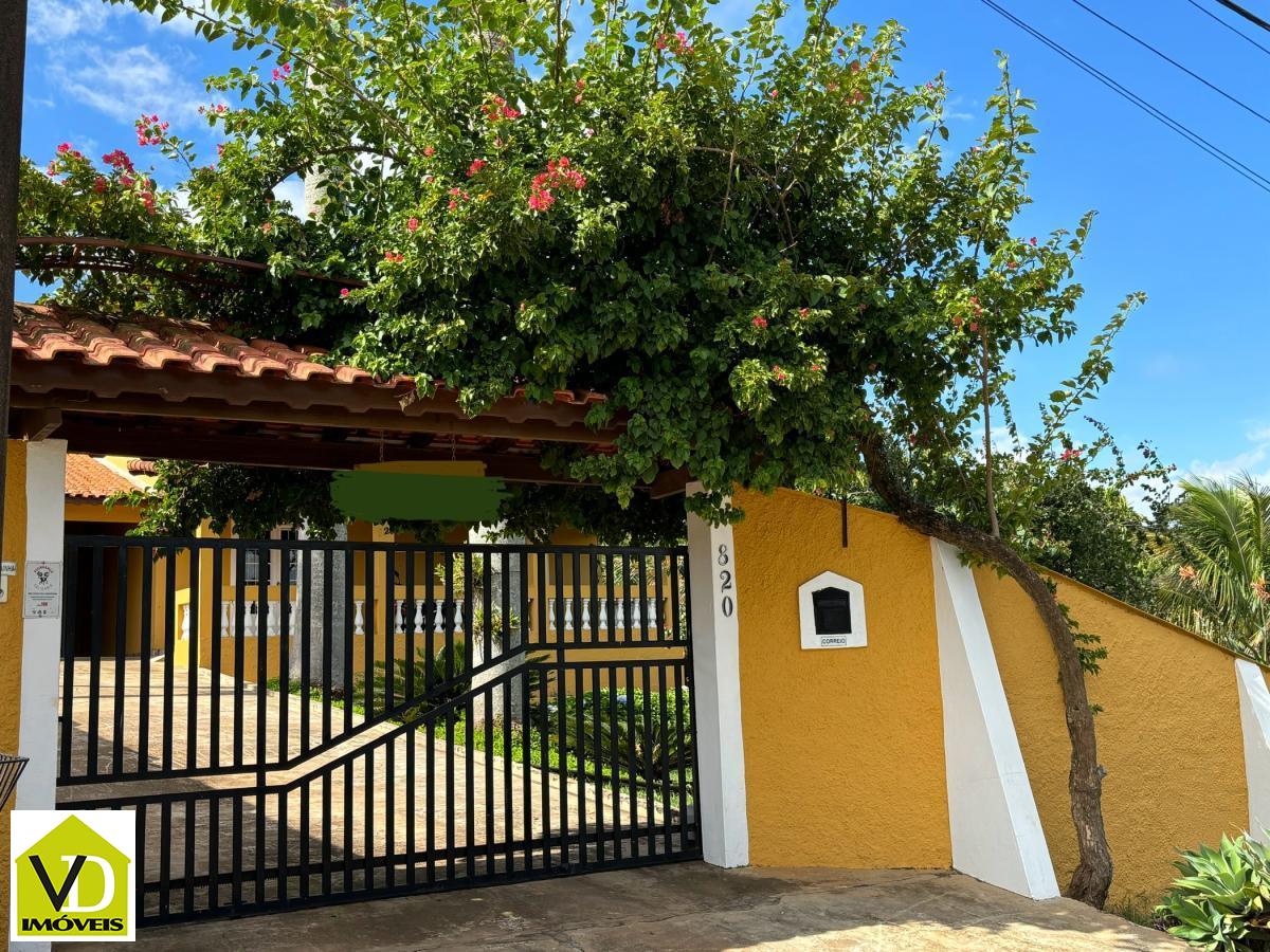 Fazenda à venda com 4 quartos, 376m² - Foto 1