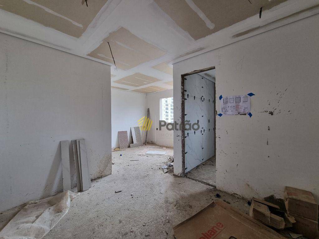 Apartamento à venda com 2 quartos, 137m² - Foto 26