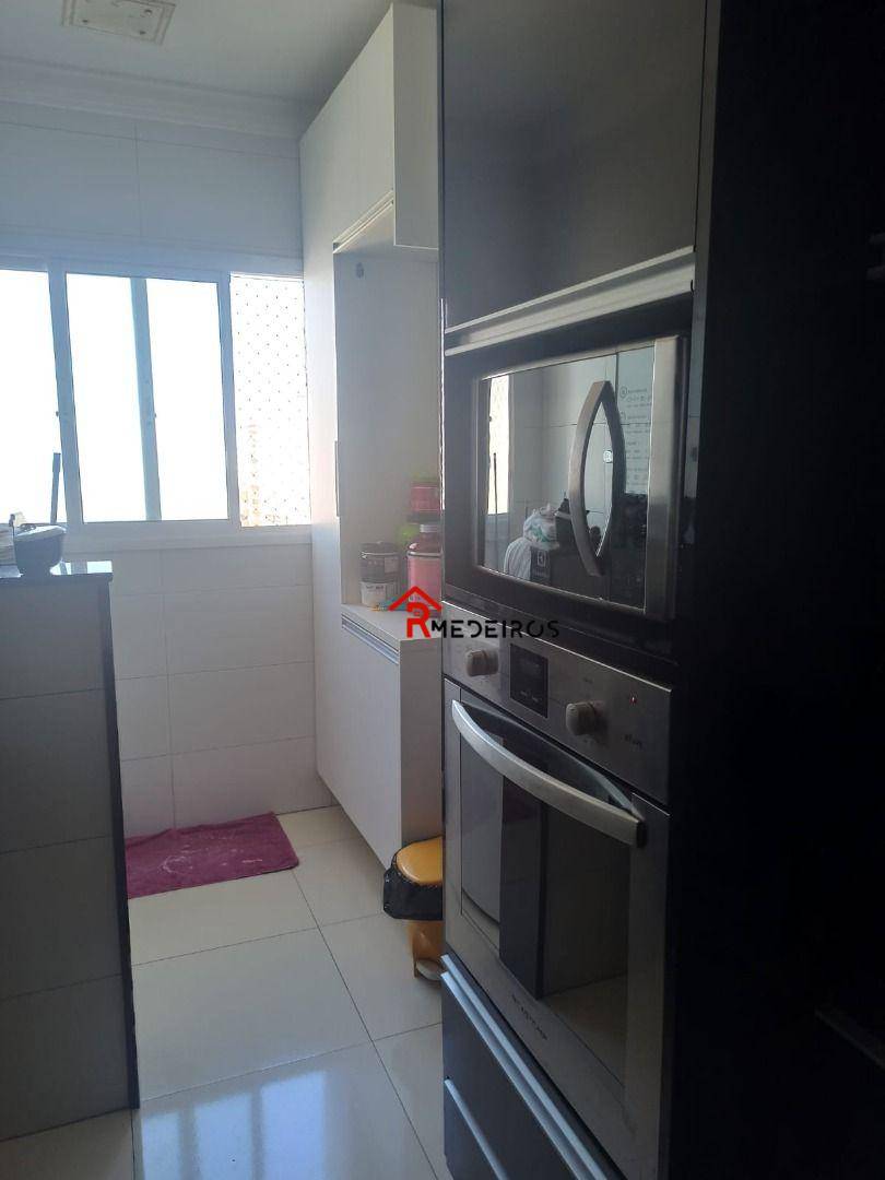 Apartamento à venda com 3 quartos, 90m² - Foto 10