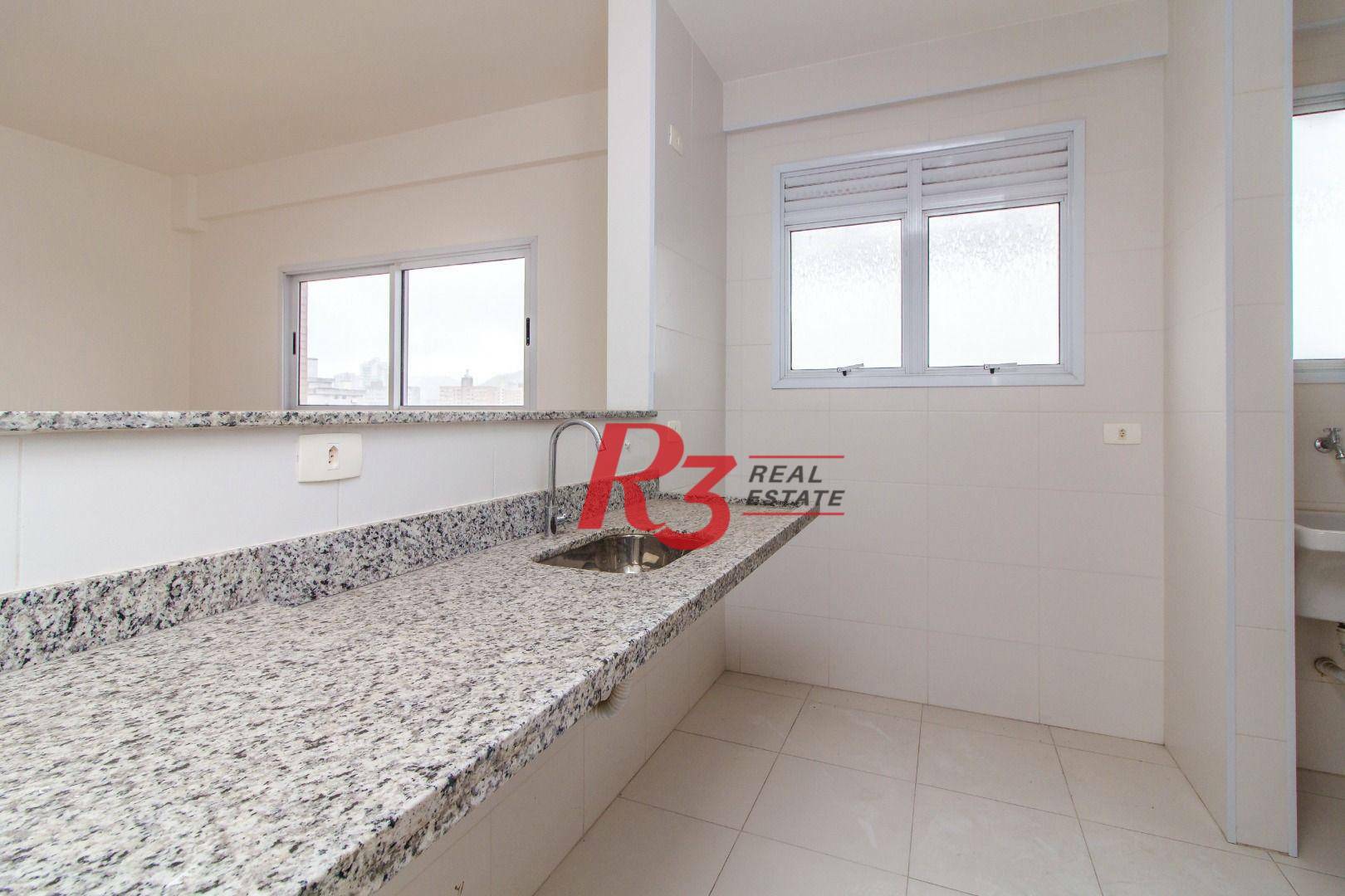 Apartamento à venda com 2 quartos, 67m² - Foto 4