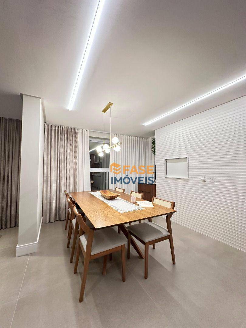 Apartamento à venda com 3 quartos, 136m² - Foto 11