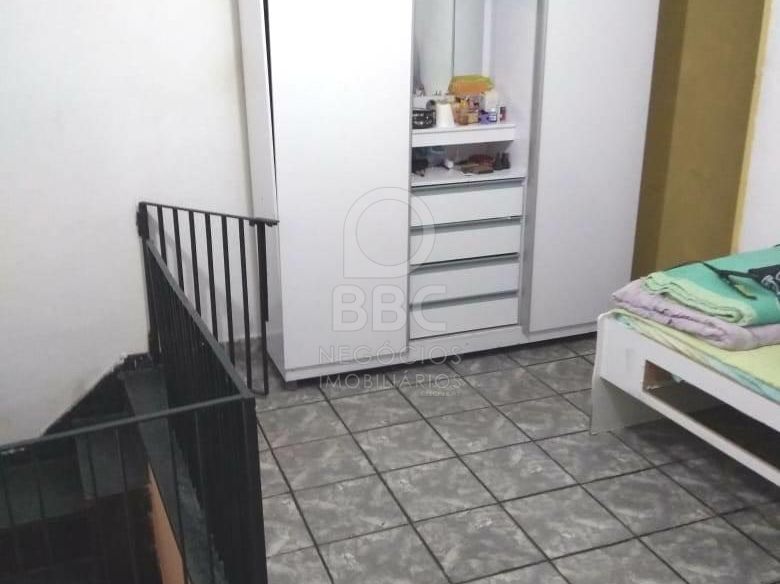 Casa à venda com 1 quarto, 120m² - Foto 13