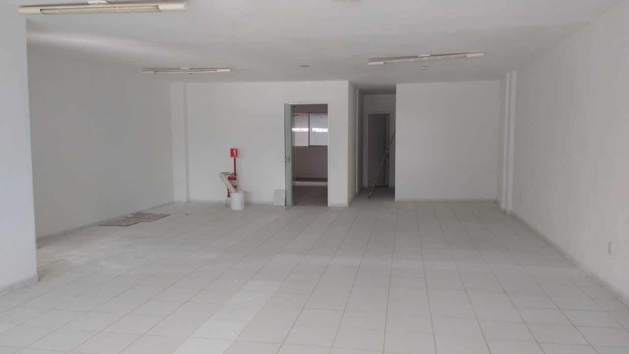 Depósito-Galpão-Armazém para alugar com 1 quarto, 700m² - Foto 15