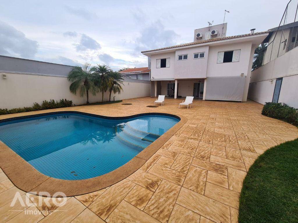 Casa de Condomínio à venda com 3 quartos, 300m² - Foto 1