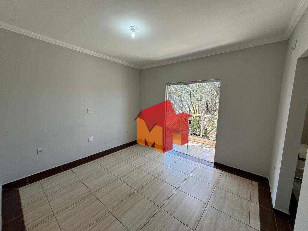 Casa para alugar com 3 quartos, 100m² - Foto 14