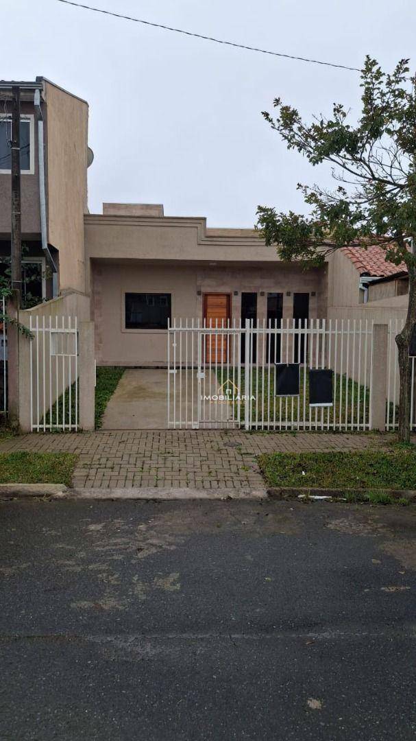 Casa à venda com 3 quartos, 72m² - Foto 1