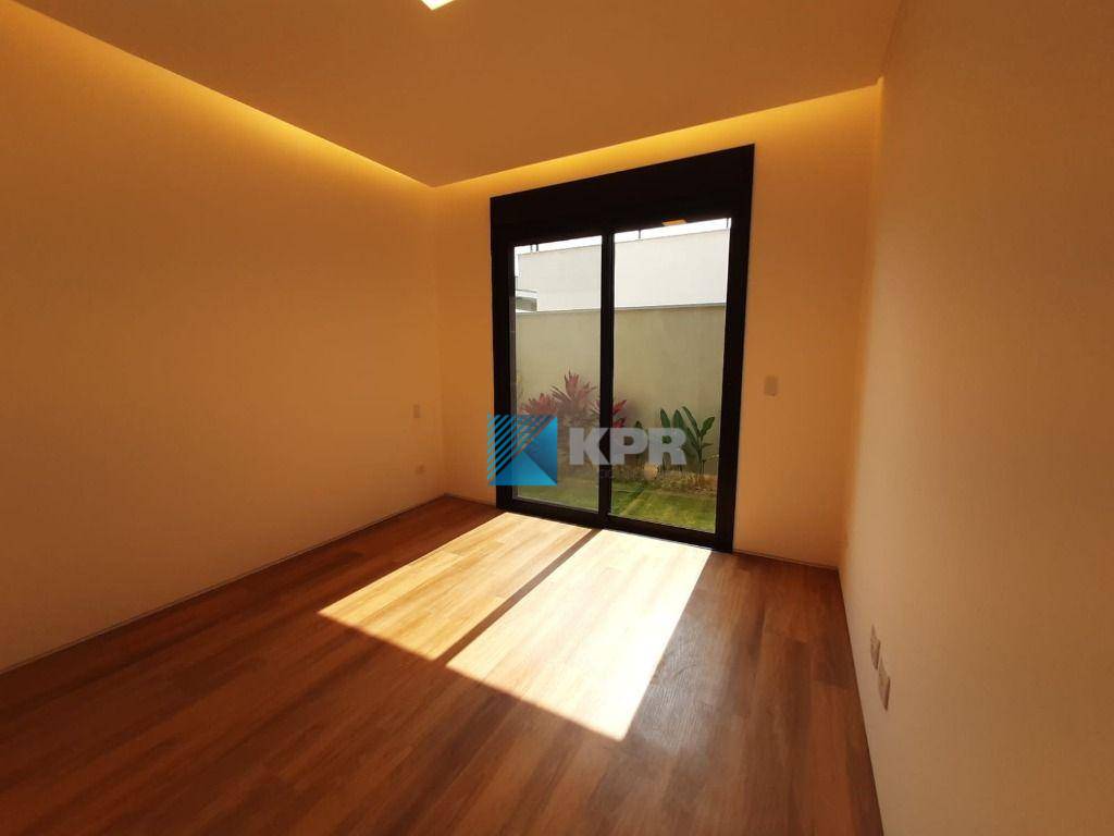 Casa de Condomínio à venda com 3 quartos, 239m² - Foto 13