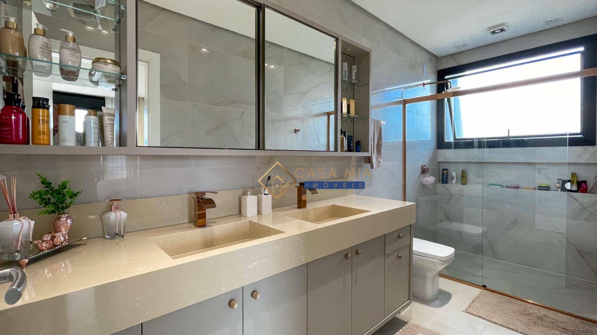 Casa de Condomínio à venda com 4 quartos, 370m² - Foto 17