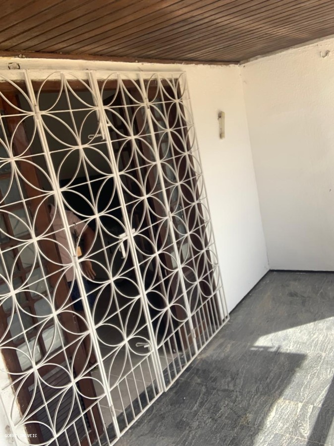 Casa à venda com 4 quartos, 151m² - Foto 14