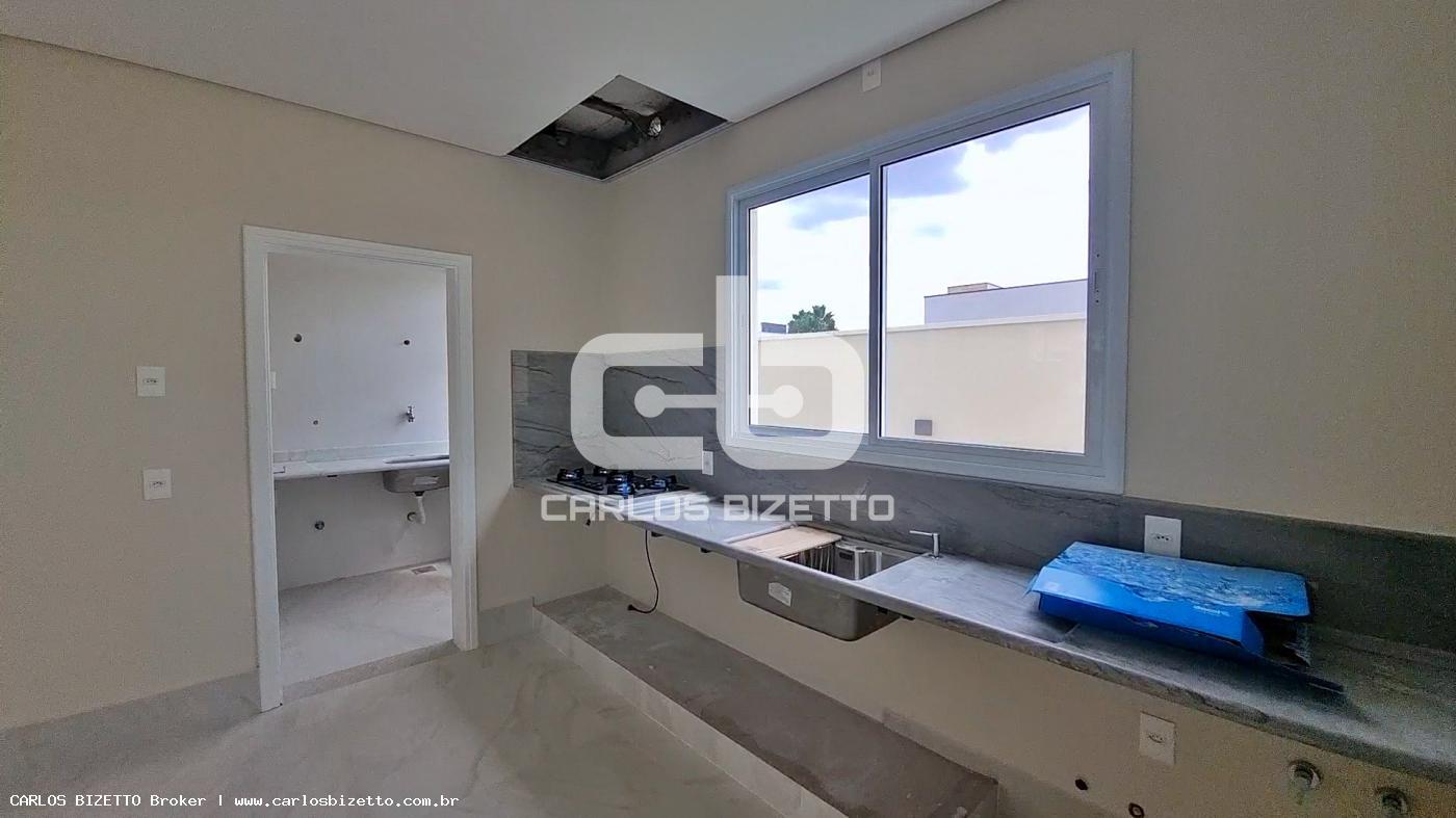 Casa de Condomínio à venda com 3 quartos, 420m² - Foto 27
