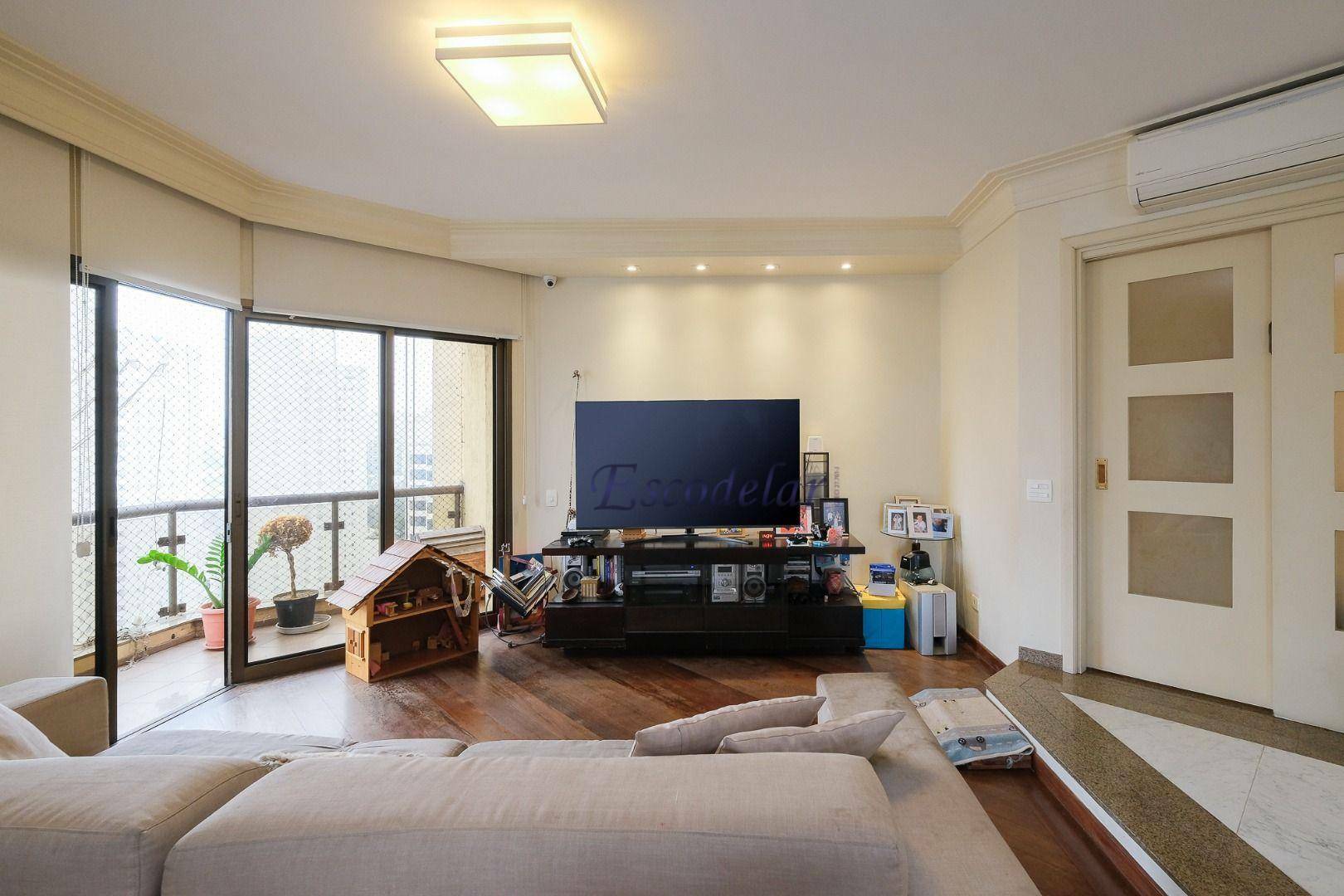 Apartamento à venda com 4 quartos, 270m² - Foto 28