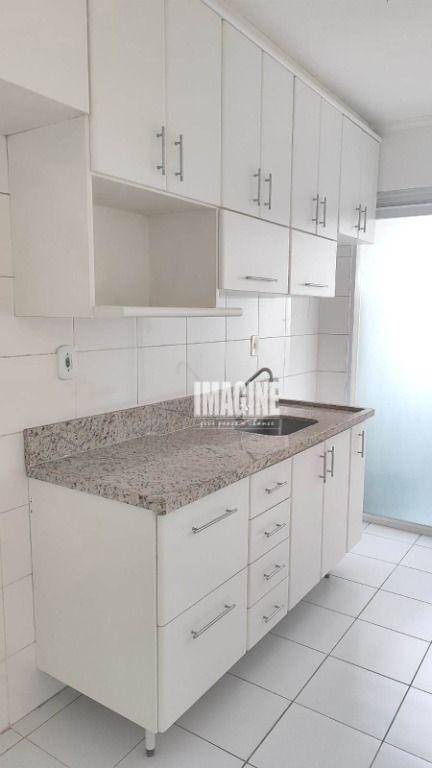 Apartamento à venda com 2 quartos, 52m² - Foto 9