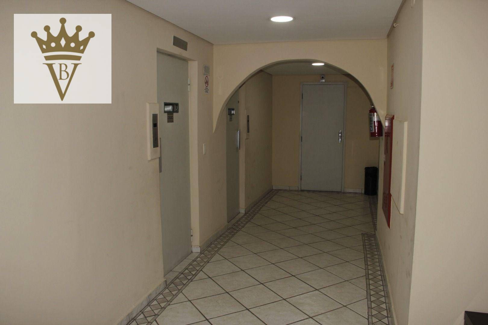 Apartamento à venda com 2 quartos, 80m² - Foto 4