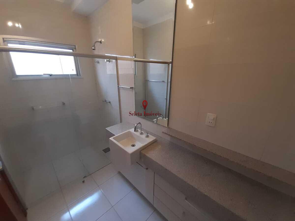 Casa de Condomínio à venda com 3 quartos, 573m² - Foto 25