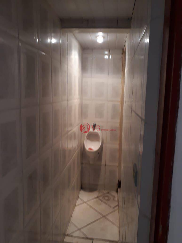 Sobrado à venda com 3 quartos, 227m² - Foto 4