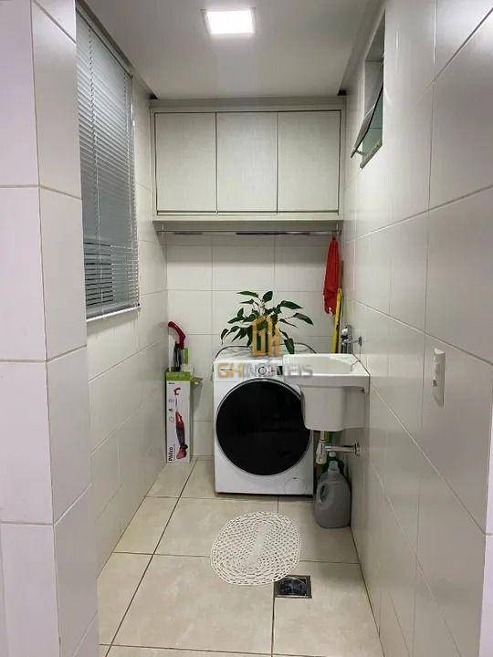 Apartamento à venda com 3 quartos, 95m² - Foto 12