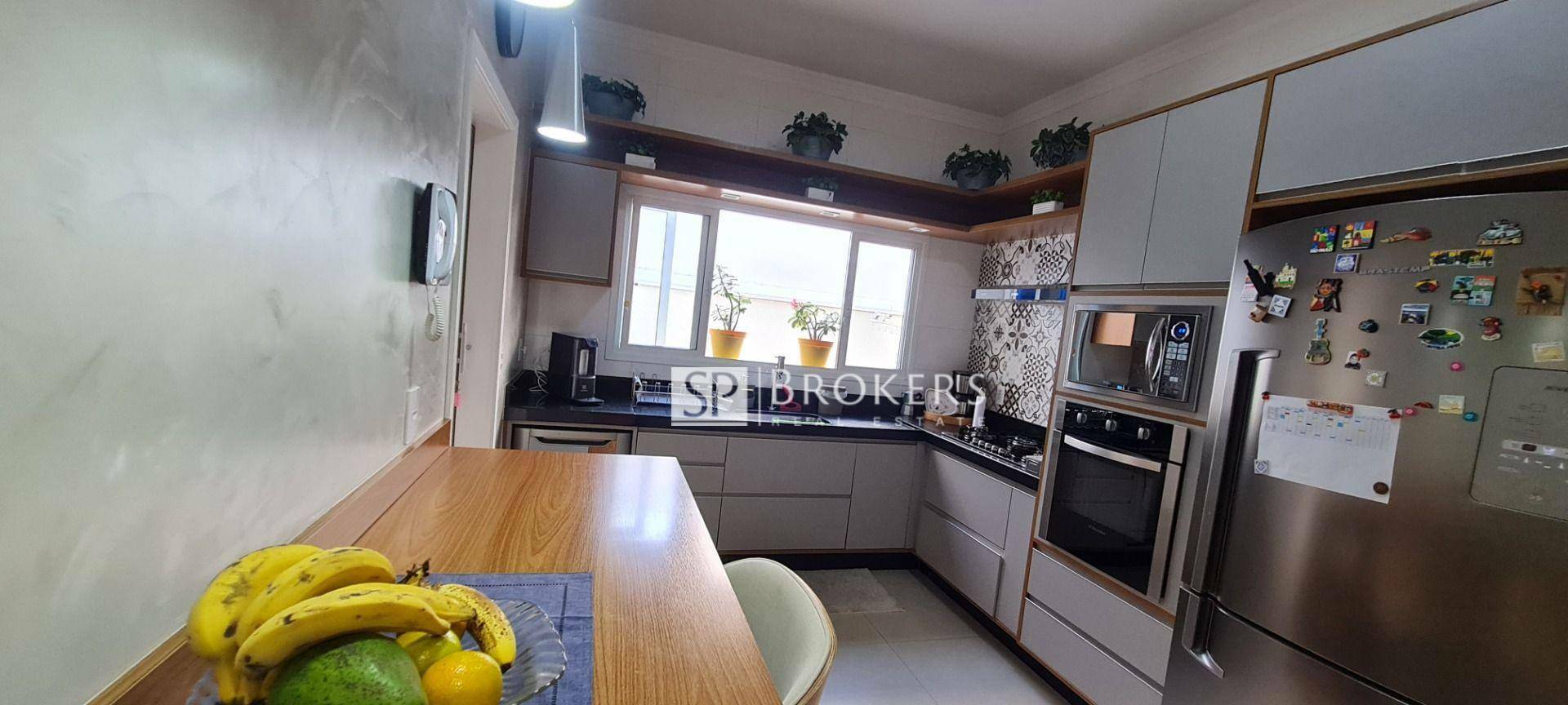 Casa à venda com 3 quartos, 218m² - Foto 35