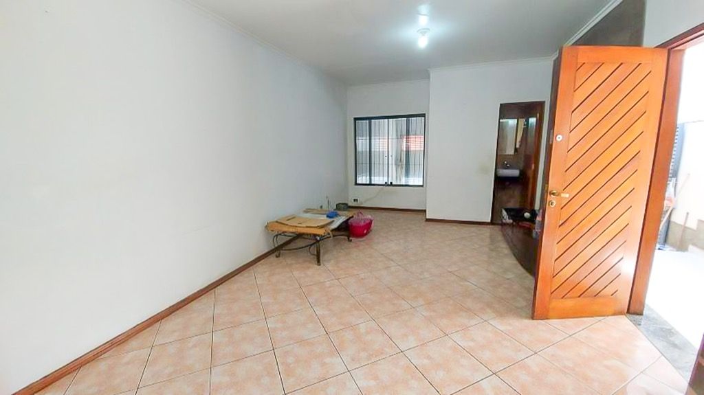 Sobrado à venda com 2 quartos, 200m² - Foto 18