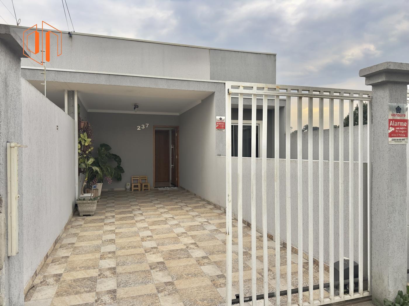 Casa à venda com 3 quartos, 90m² - Foto 4