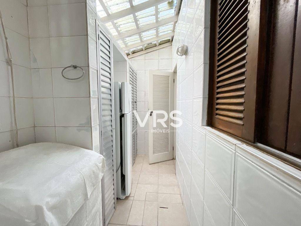 Casa à venda com 3 quartos, 75m² - Foto 9