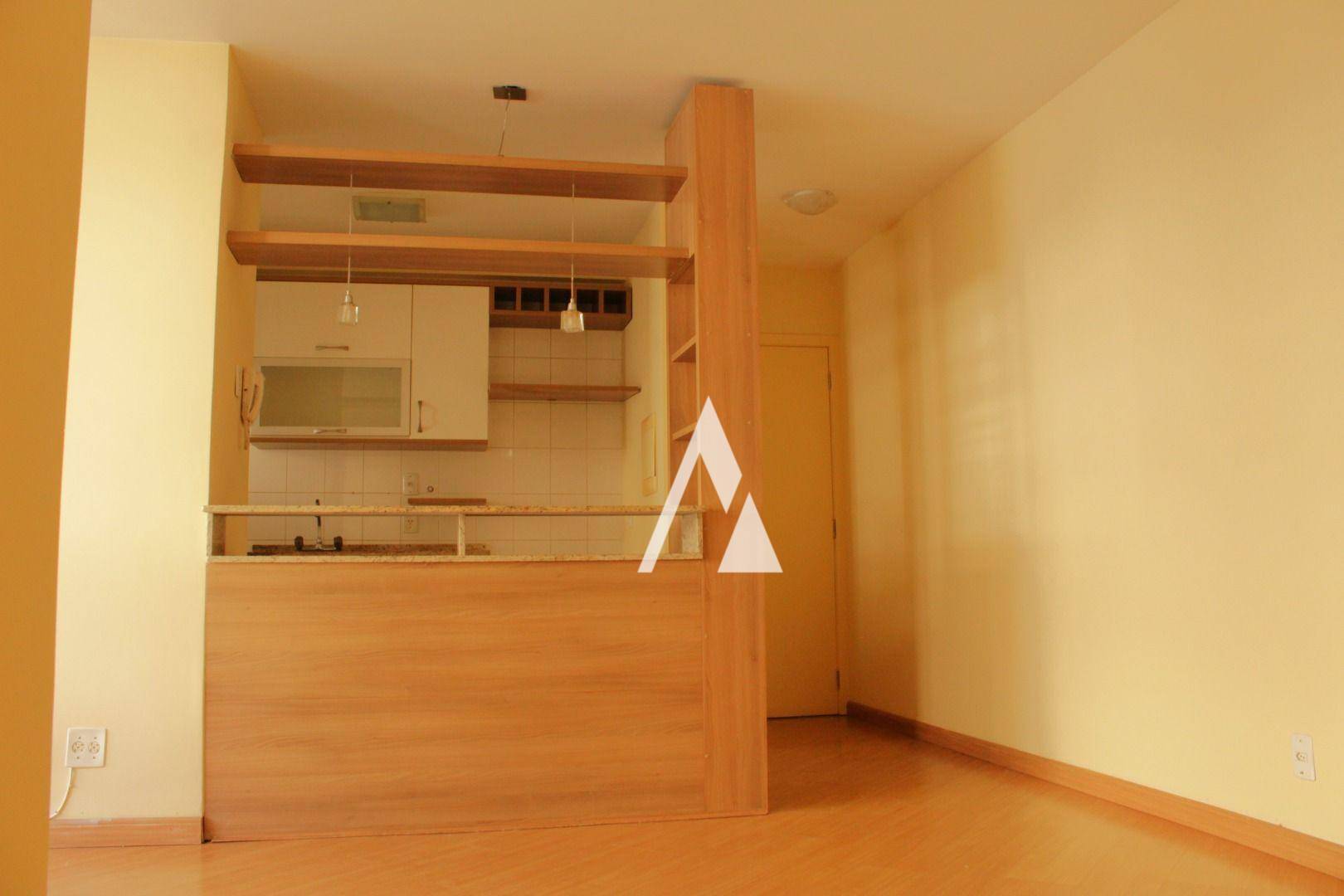 Apartamento à venda com 3 quartos, 76m² - Foto 13