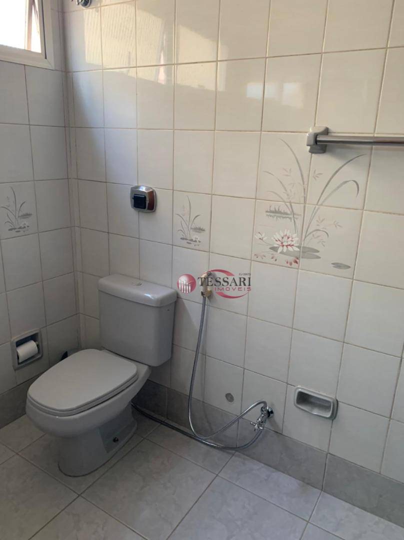 Apartamento à venda com 4 quartos, 200m² - Foto 17