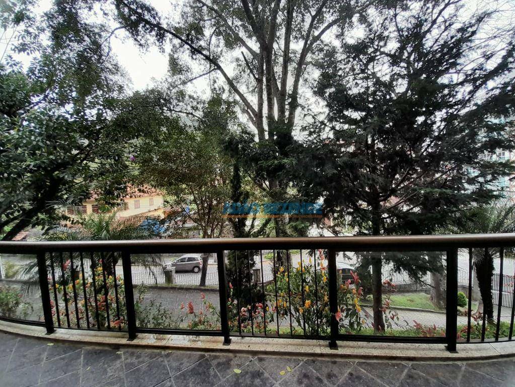 Apartamento à venda com 3 quartos, 154m² - Foto 34