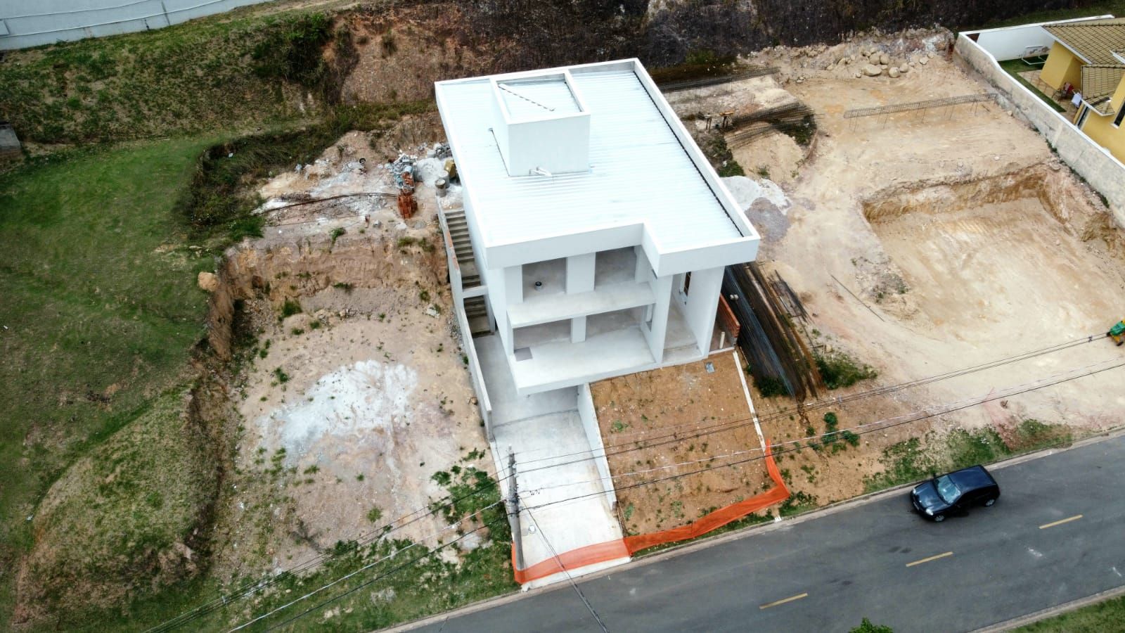 Casa de Condomínio à venda com 4 quartos, 310m² - Foto 13