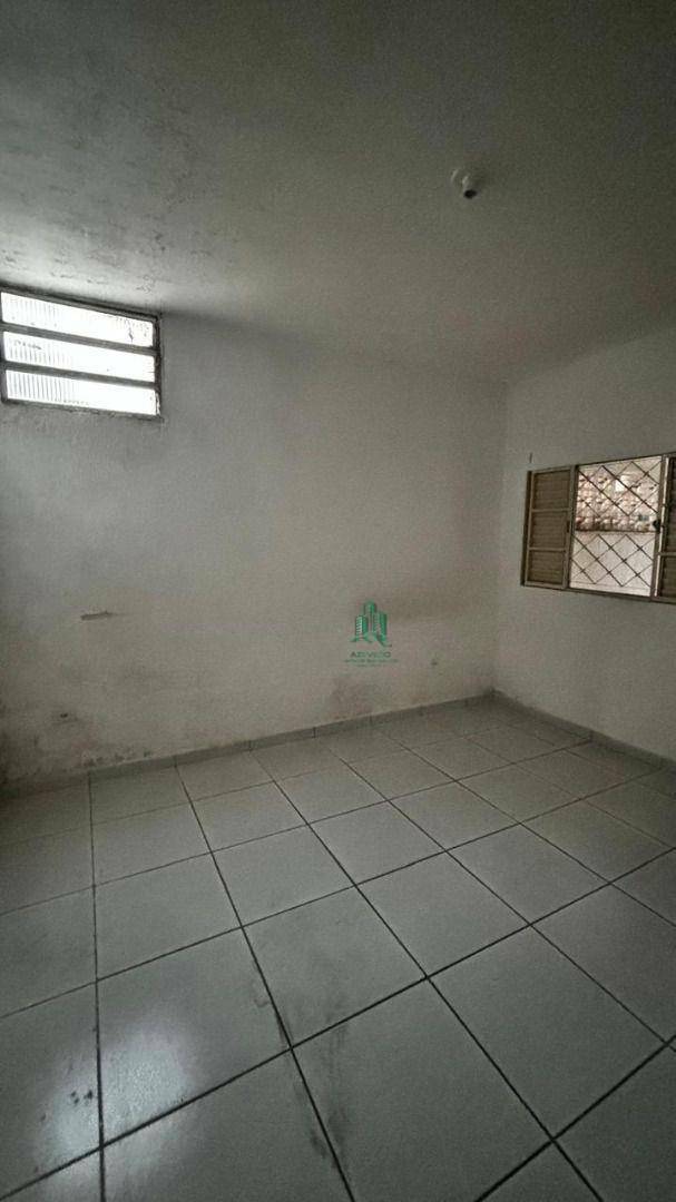 Casa para alugar com 1 quarto, 40m² - Foto 6