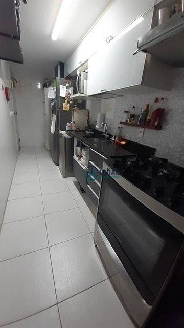 Apartamento à venda com 3 quartos, 82m² - Foto 23