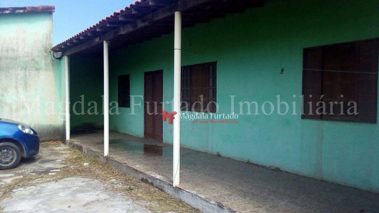 Casa à venda com 1 quarto, 60m² - Foto 2