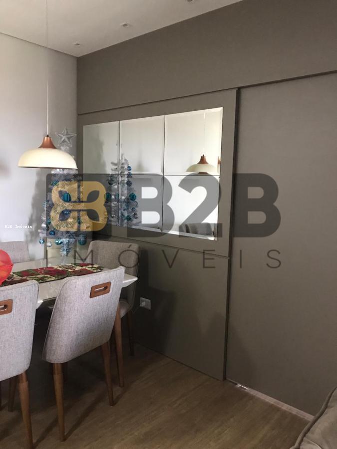 Apartamento à venda com 3 quartos, 81m² - Foto 3