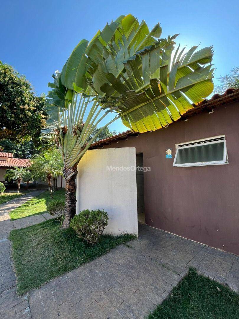 Chácara à venda com 3 quartos, 700m² - Foto 18