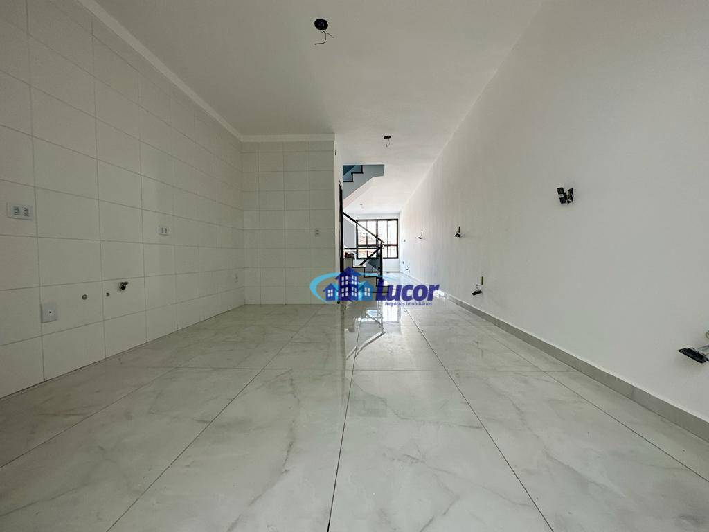 Sobrado à venda com 2 quartos, 110m² - Foto 17