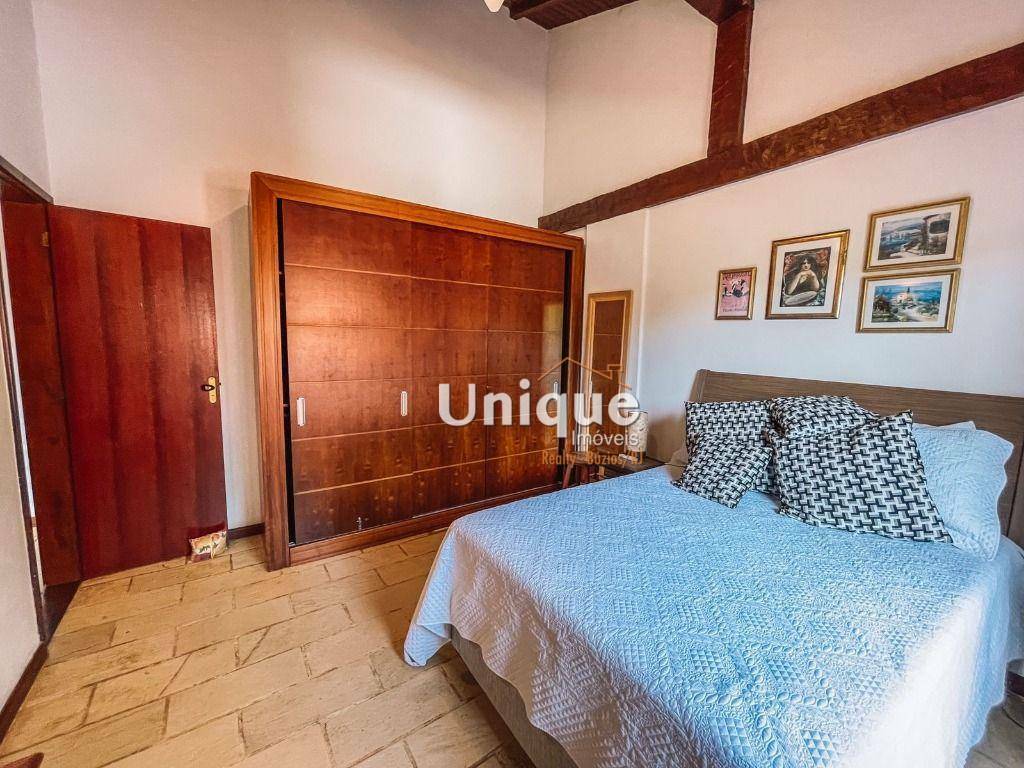 Casa de Condomínio à venda com 4 quartos, 270m² - Foto 15