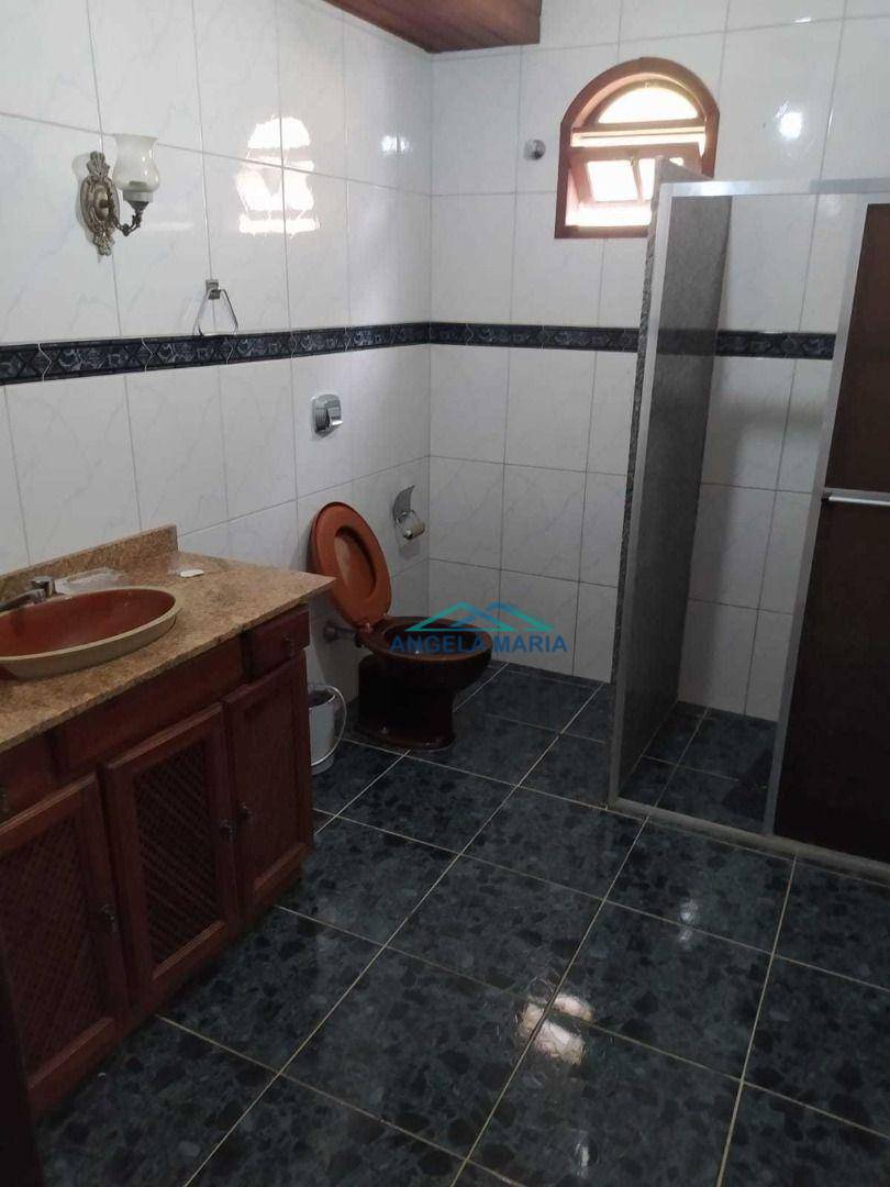 Chácara à venda com 7 quartos, 200m² - Foto 24