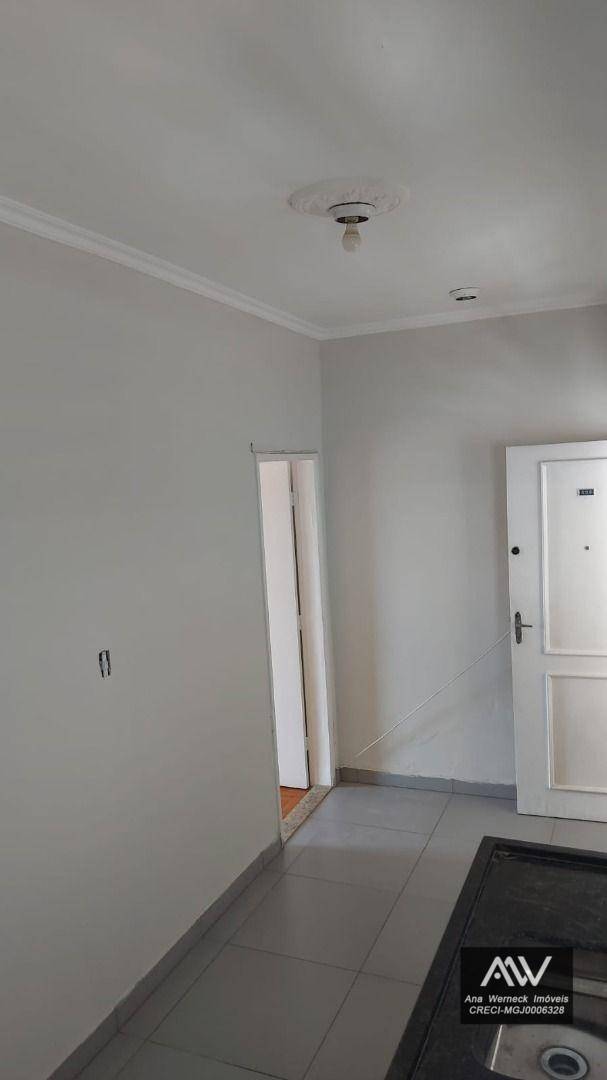 Apartamento à venda com 1 quarto, 40m² - Foto 20