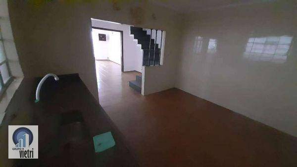 Sobrado à venda com 4 quartos, 230m² - Foto 3