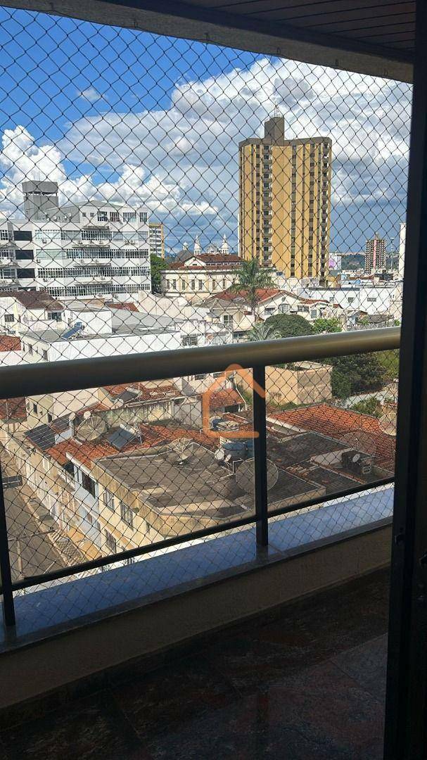 Apartamento à venda com 3 quartos, 140m² - Foto 15