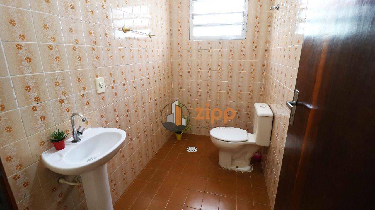 Sobrado à venda com 5 quartos, 226m² - Foto 14