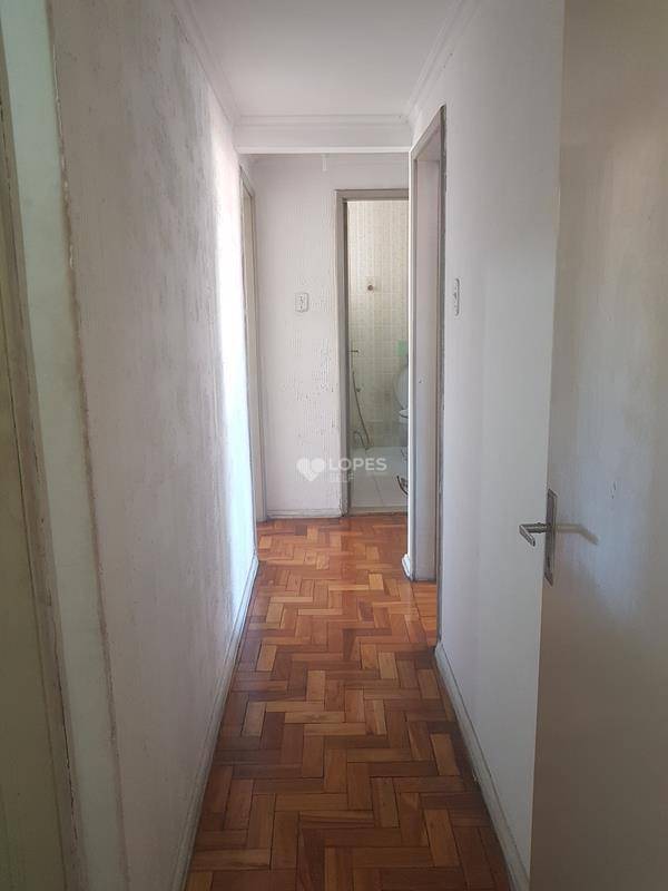 Apartamento à venda com 3 quartos, 84m² - Foto 2