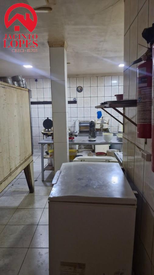 Loja-Salão à venda com 3 quartos, 320m² - Foto 11
