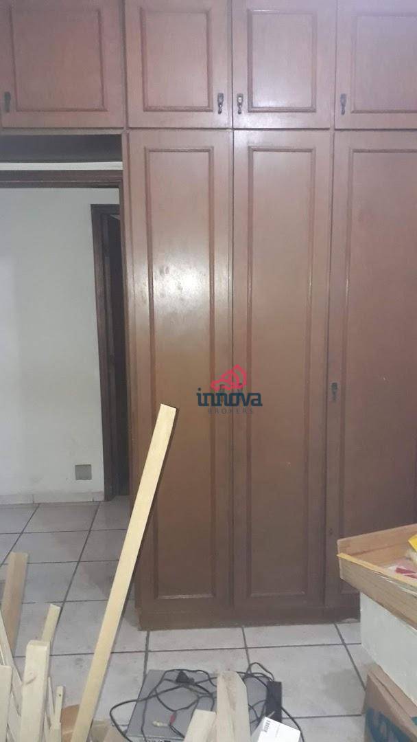 Sobrado à venda com 3 quartos, 276m² - Foto 11