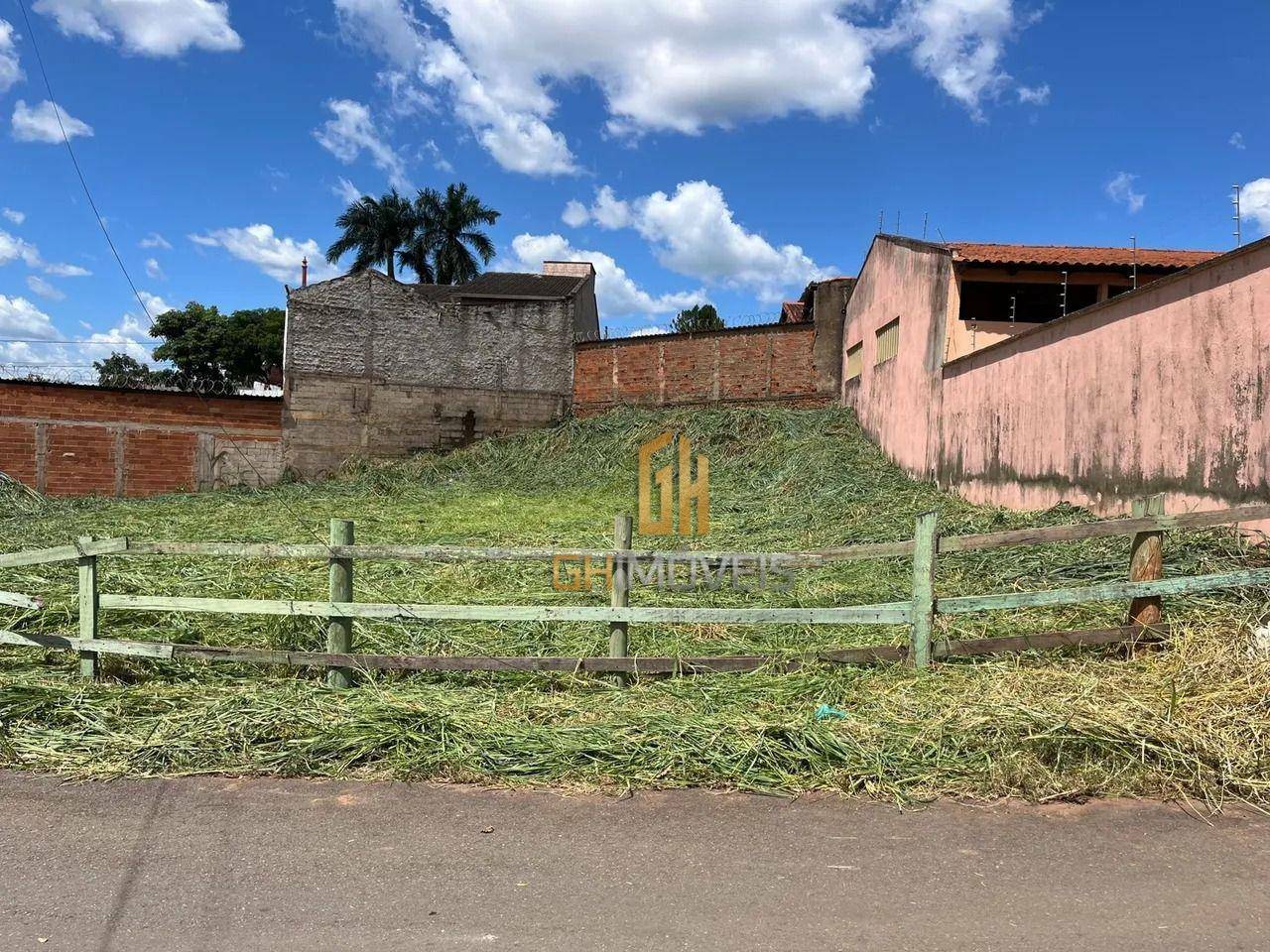 Terreno à venda, 440M2 - Foto 1
