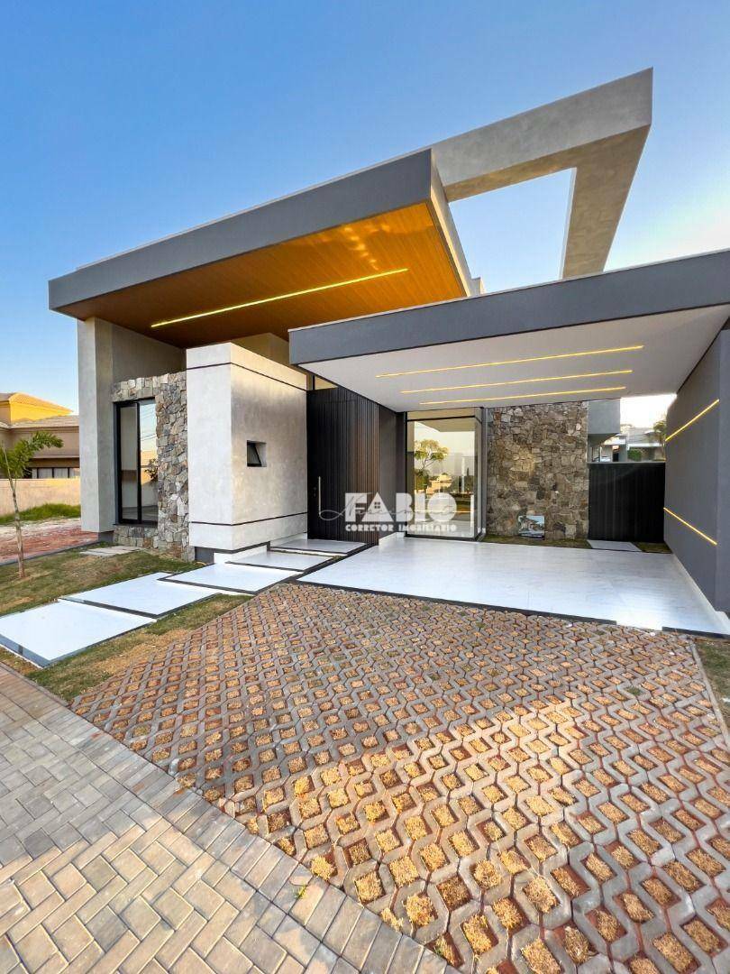 Casa de Condomínio à venda com 3 quartos, 238m² - Foto 3