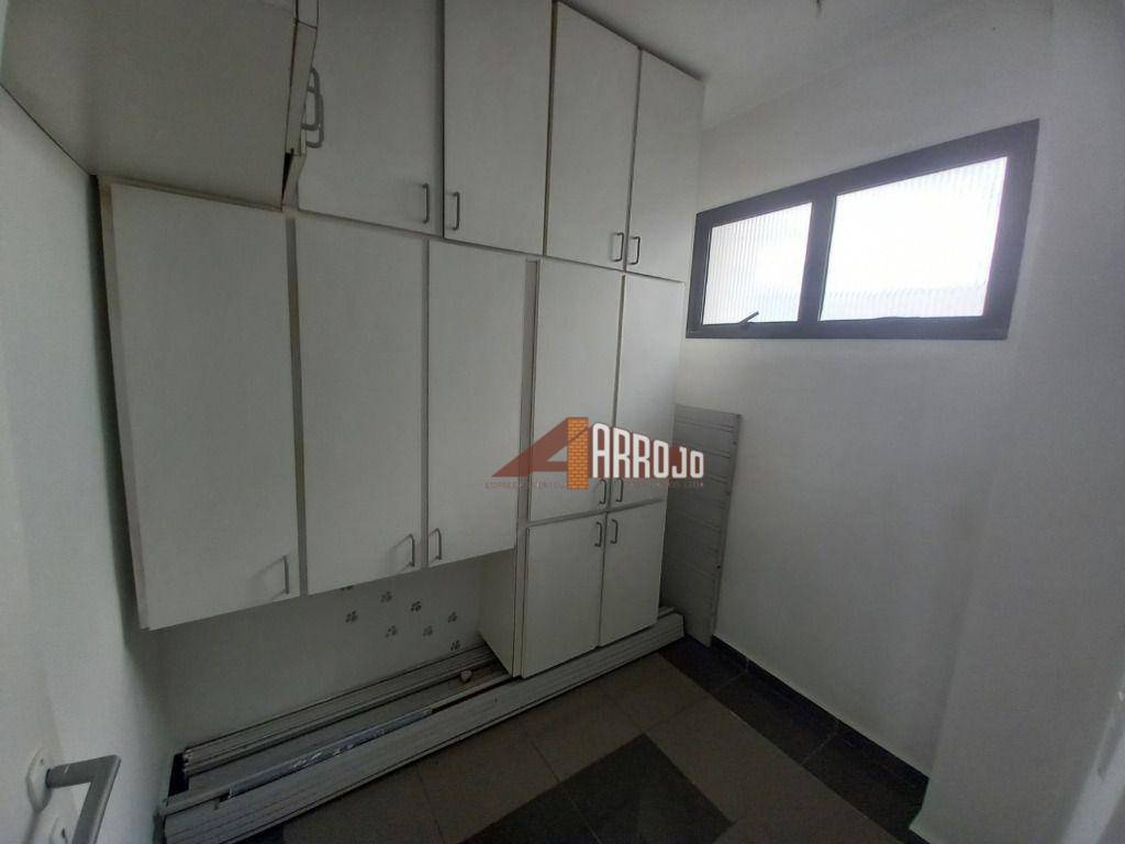 Apartamento à venda com 3 quartos, 115m² - Foto 9